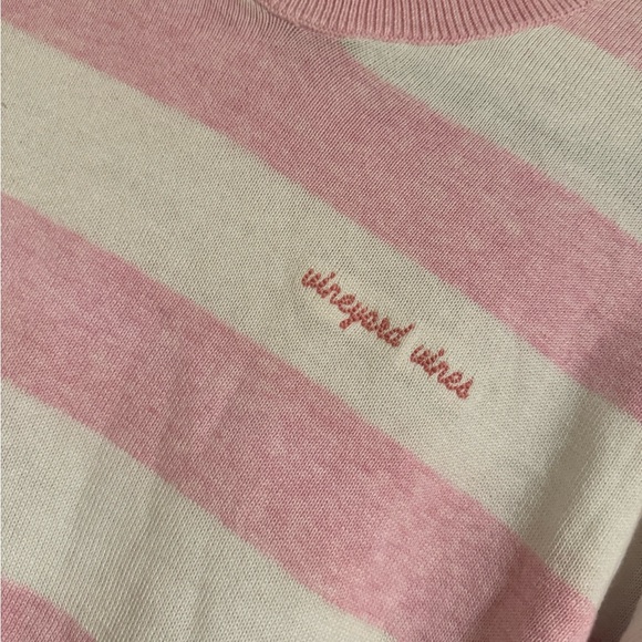 NEW 💗 VINEYARD VINES MEDIUM WOMENS LIGHTWEIGHT STRIPE PINK SWEATER EMBROIDERED - Picture 2 of 8